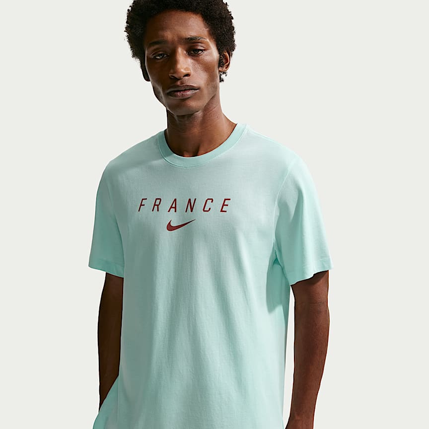 FFF Men's Nike Soccer T-Shirt. Nike.com